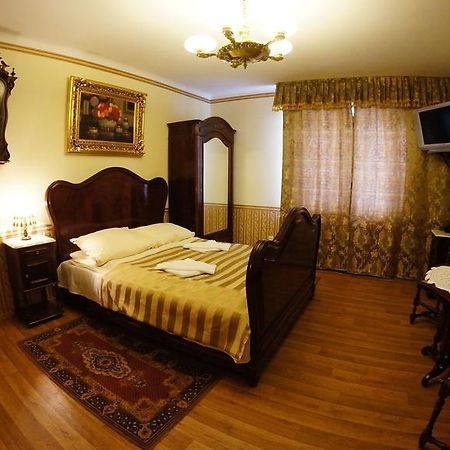 Florian Budget Rooms Krakow Bagian luar foto
