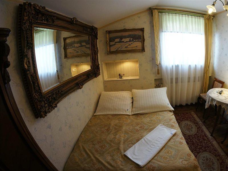 Florian Budget Rooms Krakow Bagian luar foto