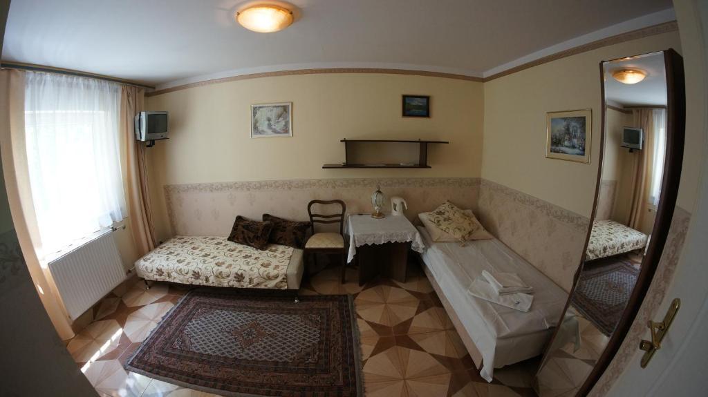 Florian Budget Rooms Krakow Bagian luar foto