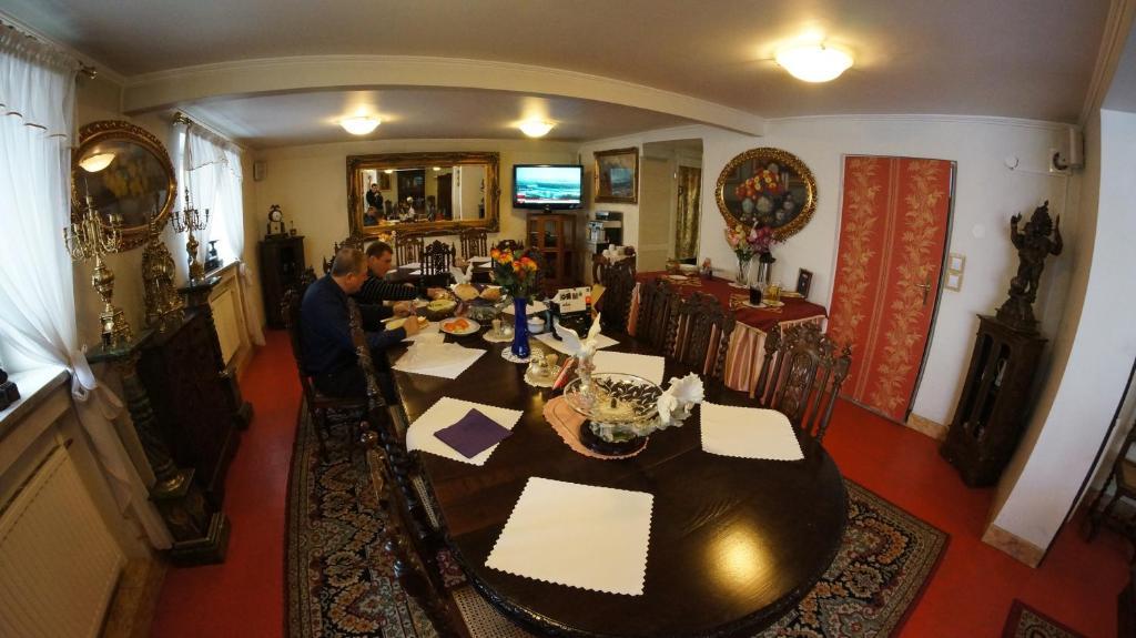 Florian Budget Rooms Krakow Bagian luar foto