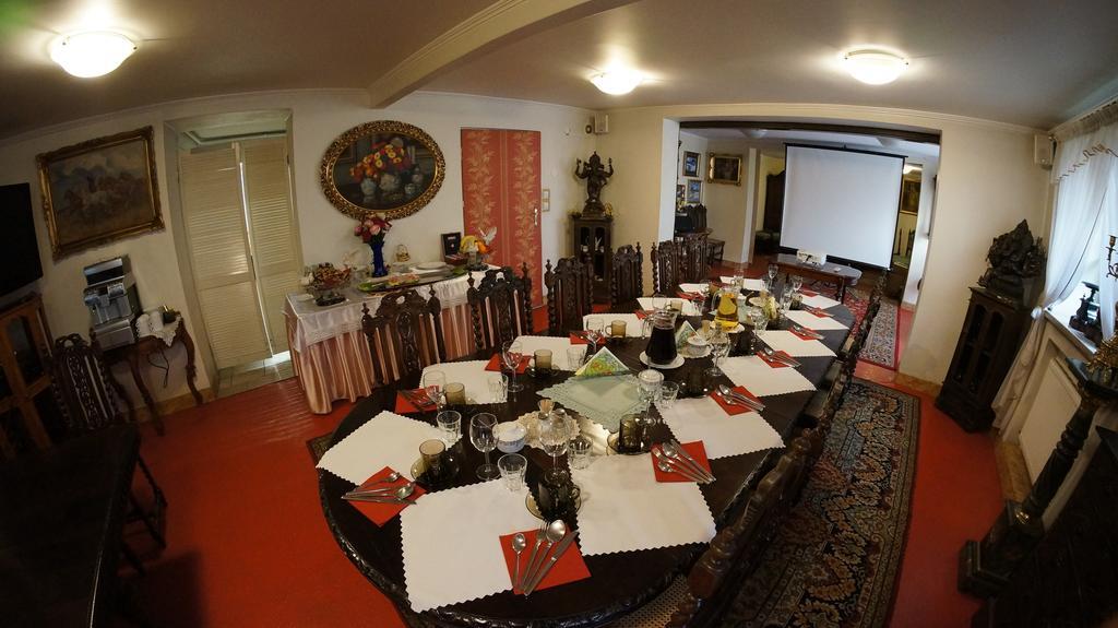Florian Budget Rooms Krakow Bagian luar foto