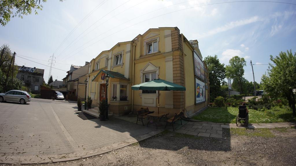 Florian Budget Rooms Krakow Bagian luar foto